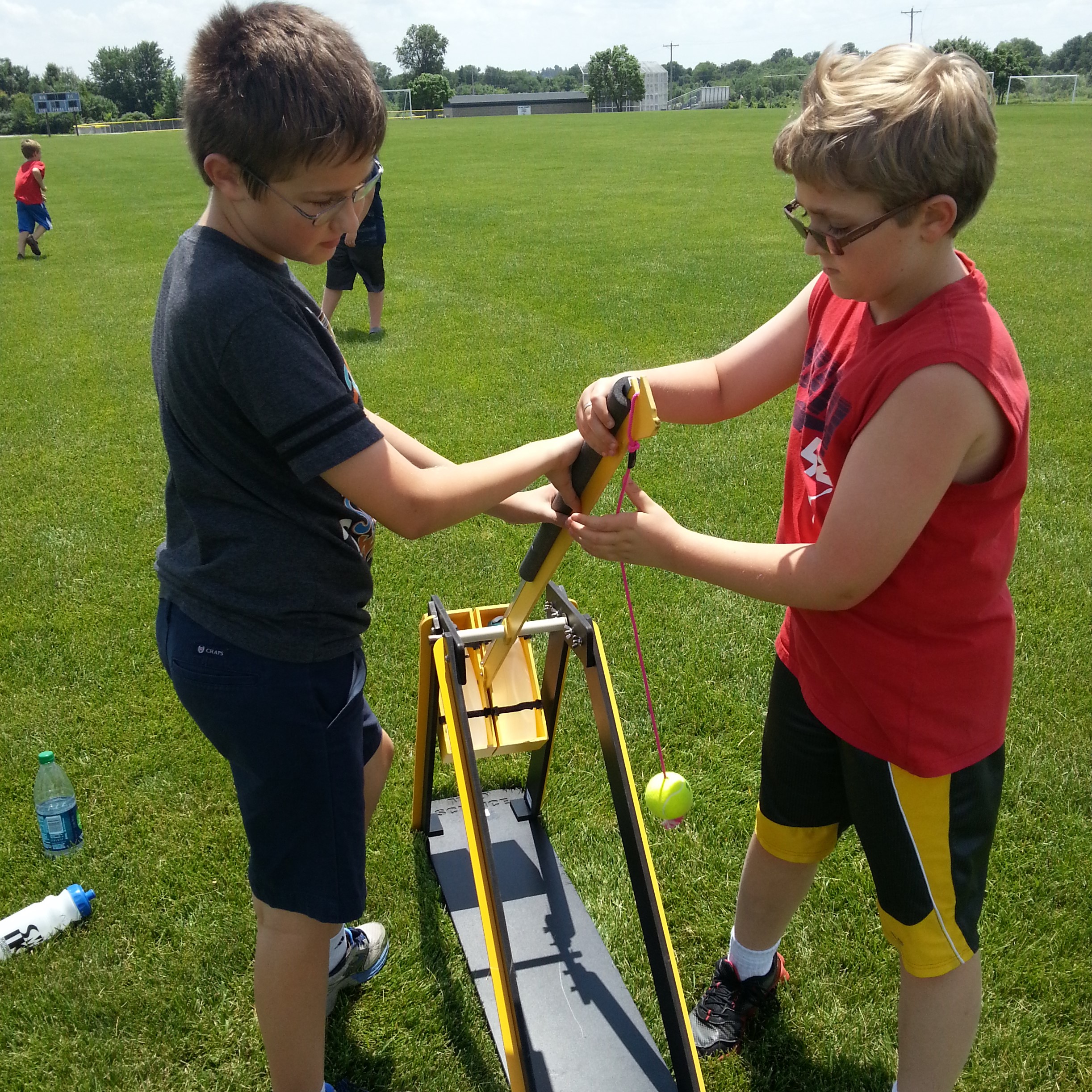 Mad Inventors (5)-square
